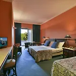 Schuhmann 4* Paestum